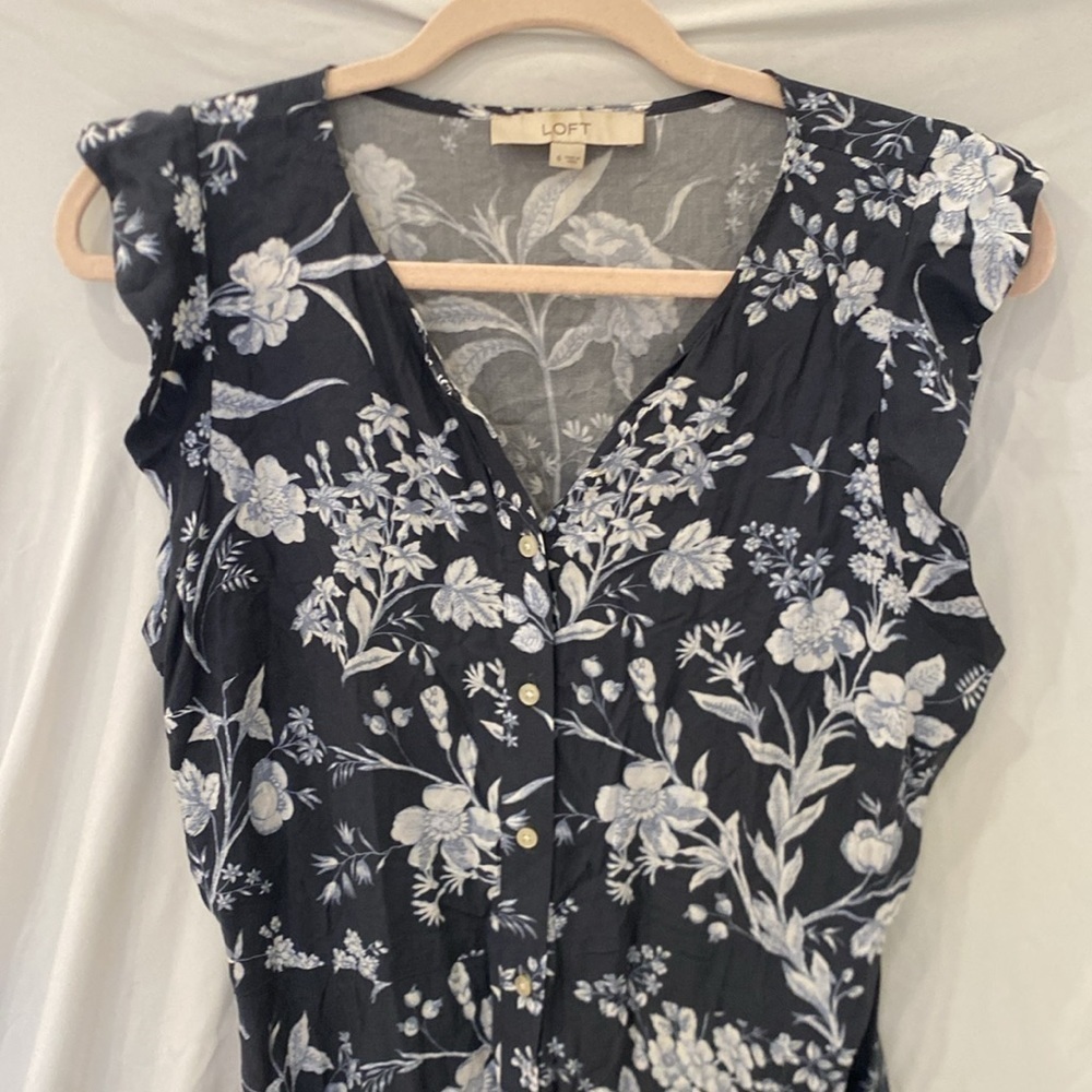 Loft Button Down Floral Flutter Sleeve Dress Gray… - image 2